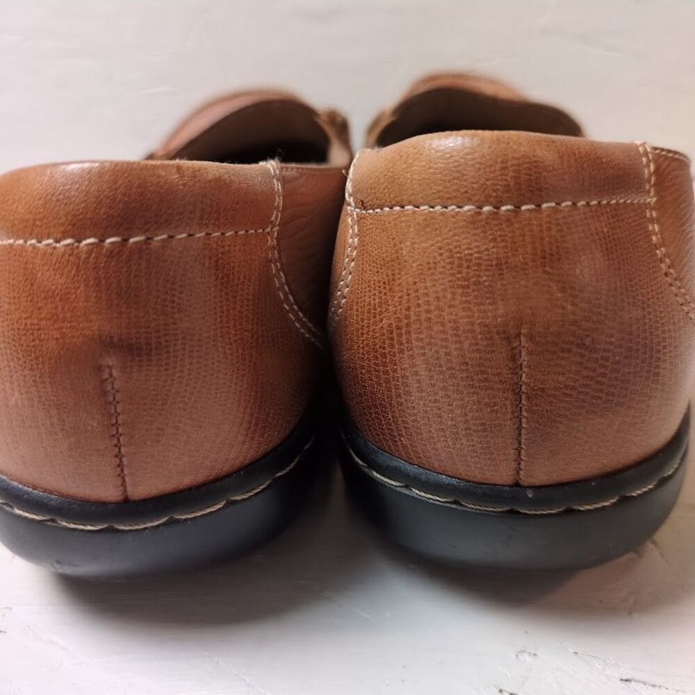 Clarks Brown Leather Slip On Shoes Women's Size 10 M Soft Cushion Loafers - Picture 4 of 7